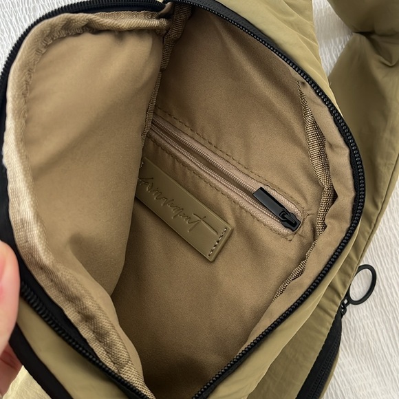 Free People Crossbody Sling bag - Picture 6 of 7